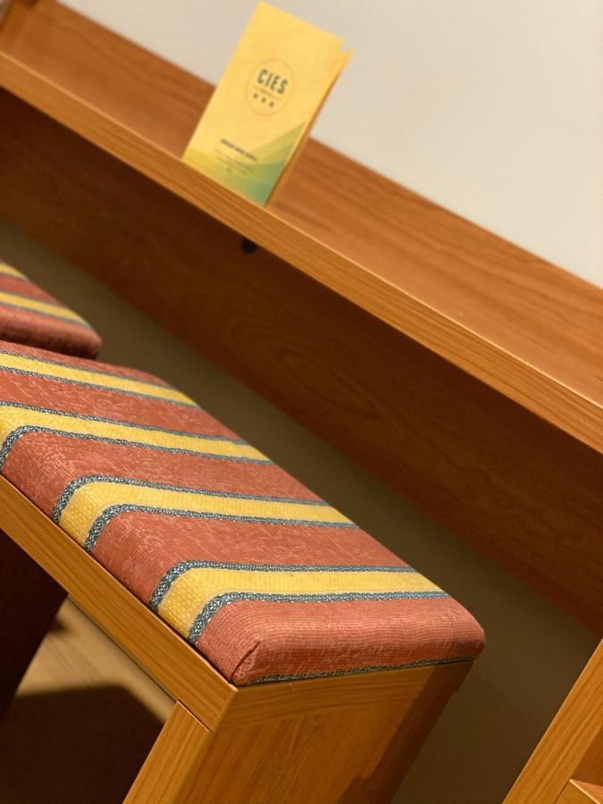 Hotel Cies Calvarrasa de Abajo Eksteriør billede